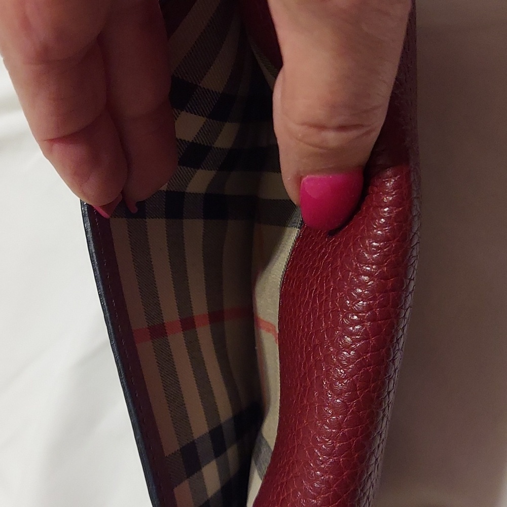 Authentic Burberry Red Leather Long Wallet.  EUC - Picture 3 of 13
